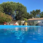 Logis Restaurant Les Aubuns