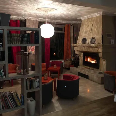 Logis Restaurant Les Aubuns 3*