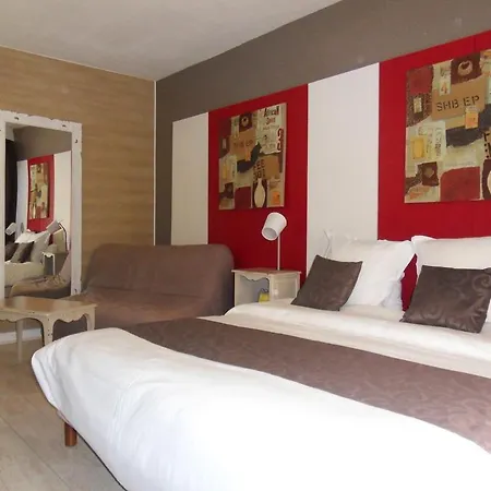 Logis Restaurant Les Aubuns Hotel Caissargues