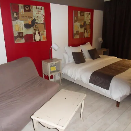 Logis Restaurant Les Aubuns Caissargues